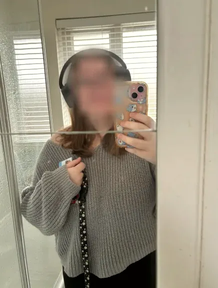 Carina, 23