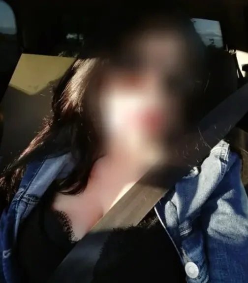 Emilia, 40