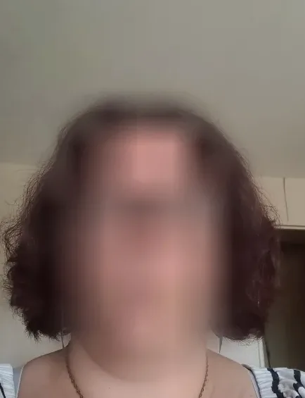 Lilly, 37