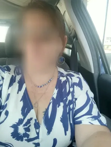 Martina, 40