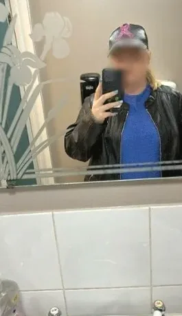 Sina, 21