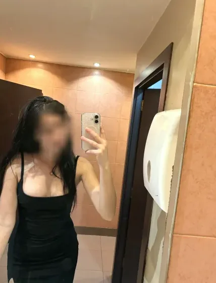 Sophia, 18